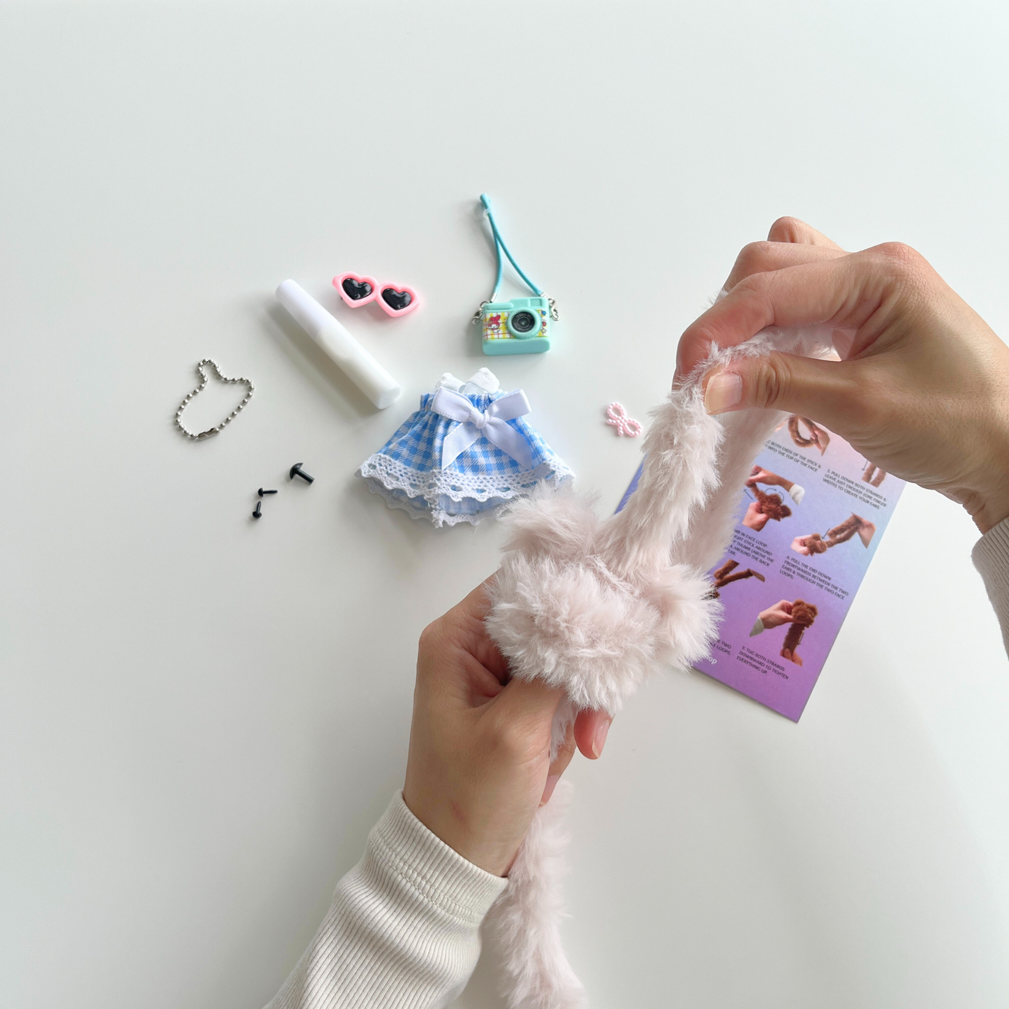 CAMERA GIRL BEAR DIY KEYCHAIN KIT