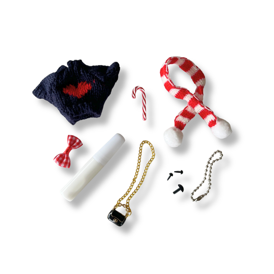 HOLIDAY GIRL BEAR DIY KEYCHAIN KIT